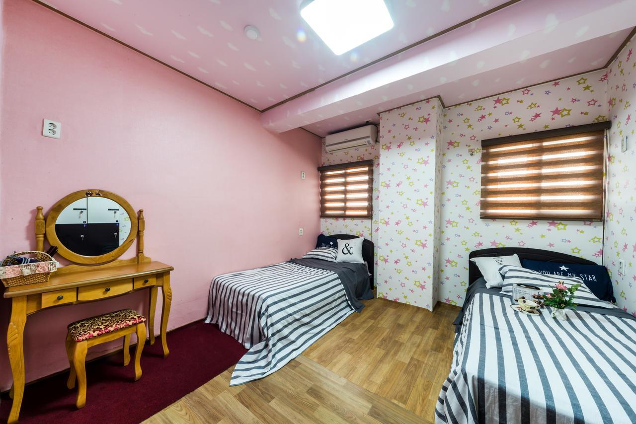 Funstay Inn Guesthouse Пусан Экстерьер фото