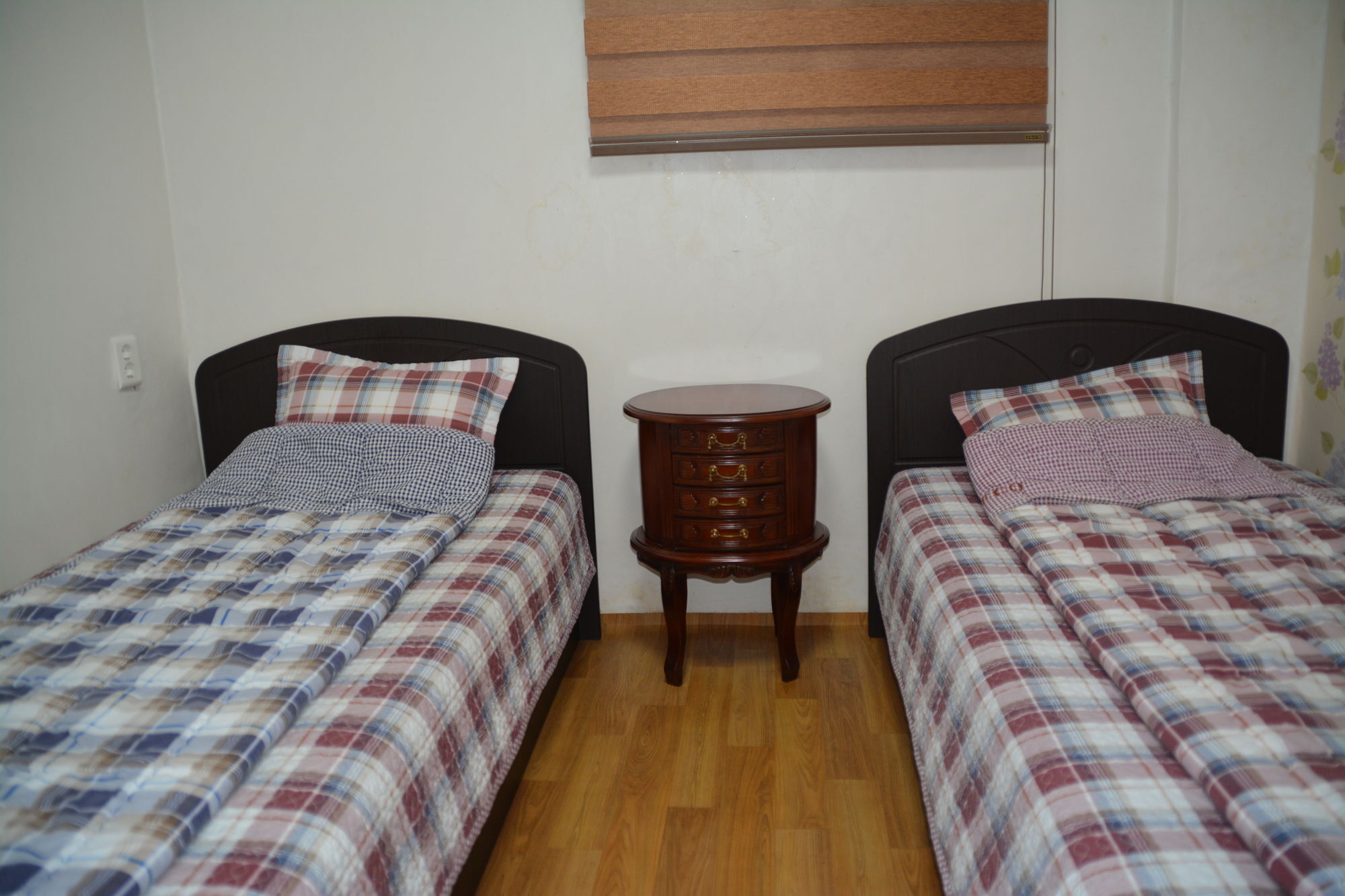 Funstay Inn Guesthouse Пусан Экстерьер фото